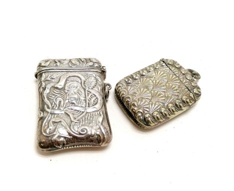 Sterling silver vesta case with Art Nouveau design - 5.5cm x 3.5cm (28g) t/w vintage nickel vesta case with shell / fan desig