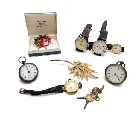 2 x antique silver cased pocket watches - largest 36mm (smaller lacks winder), 4 x wristwatches inc Seiko - all for spares / 