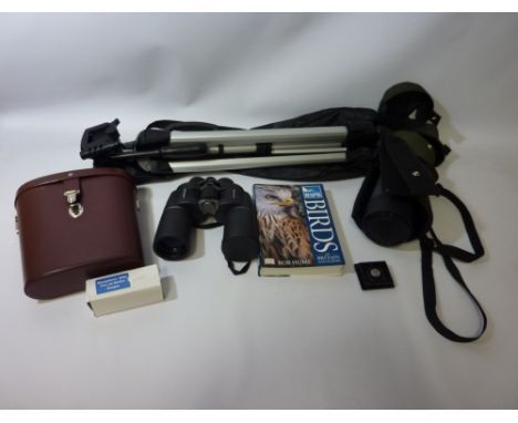 Kenko Pro-Field 70 spotting scope (cased) with 20 x and adjustable 50 x lenses, tripod, Praktica 10 x 50 binoculars together 