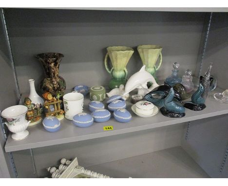 Ceramics and glassware to include a Lalique glass bird on a dish, 2 h, Poole pottery, Hummel, Wedgwood, Murano, Beswick and o