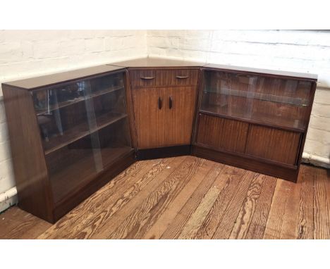 G Plan 'Brandon Low' bookcase corner section in three parts 84cm x 162cm x 162cm x 70cm at corner. First section has sliding 