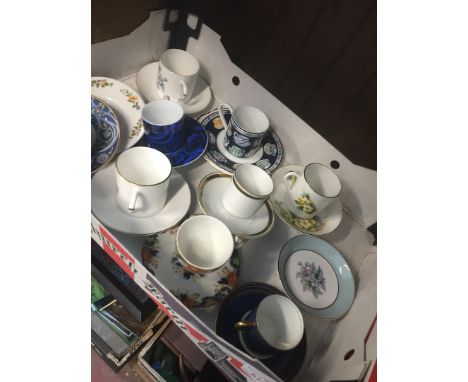 A mixed box of coffee cups and saucesr including Royal Worcester 