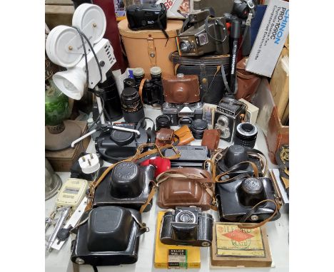 Vintage Cameras - a collection of early to mid 20th century cameras including Zenit, Zorki, Zenith, Polaroid, Agfa, Ilford, C