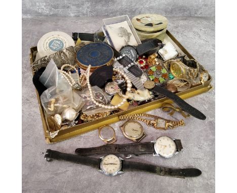 Vintage jewellery including Scottish, Marcasite, stone set brooches etc.; Pietra Dura pot &amp; cover; various vintage gents 