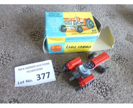 Diecast : Corgi - Massey Ferguson 165 tractor no. 66 - boxed - model excellent / box a few knocks