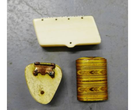 A collection of three various Prisoner of War style snuff boxes and covers to include two bone examples and a straw and bone 