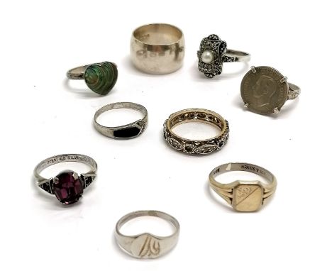 9 x silver rings (2 are 9ct &amp; silver) inc shell heart, eternity, wide 11.5mm band ring etc - total weight 29g 