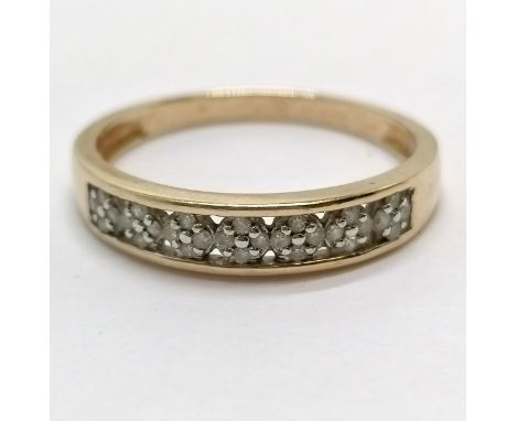 9ct hallmarked gold channel set diamond cluster (x7) ring - size R &amp; 2g total weight 