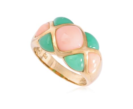 A CORAL AND CHALCEDONY RING
Featuring inlaid coral and chalcedony cabochons, mounted in a yellow gold setting marked 'K18' '7