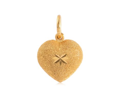 A TEXTURED HIGH KARAT GOLD 'HEART' PENDANT
Featuring a textured high karat yellow gold 'heart' pendant marked '916' for 22K.
