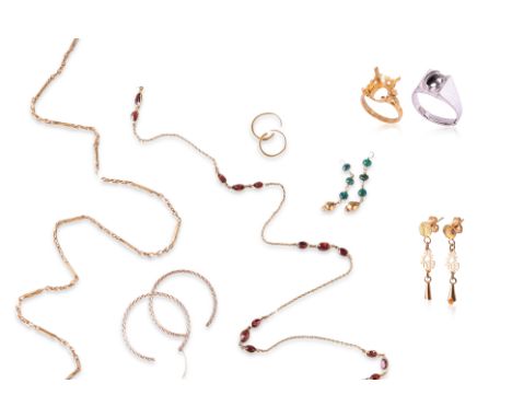 A GROUP OF JEWELLERY PARTS
To include two pairs of yellow gold earrings, one broken, other deformed, an empty white gold ring