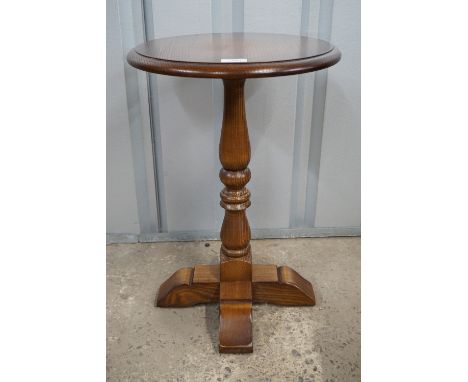 An Old Charm oak lamp table, 38 x 58 cm high