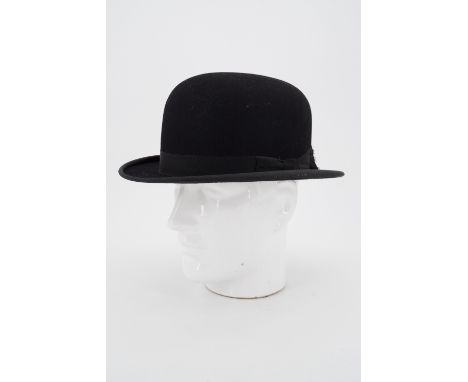 A gentleman's vintage Leonard's bowler hat, 15.5 x 19.5 cm interior