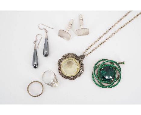 Vintage white metal and paste jewellery, including a pair of cuff links (tested as silver), hematite ear pendants, and emeral