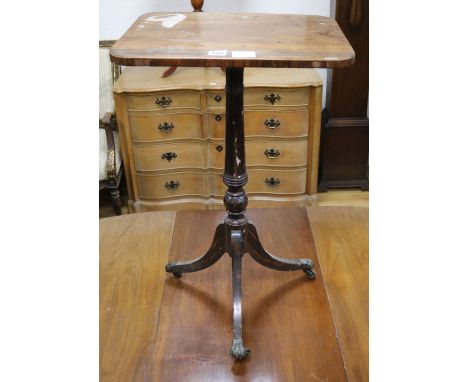 A Regency simulated rosewood tripod table W.44cm