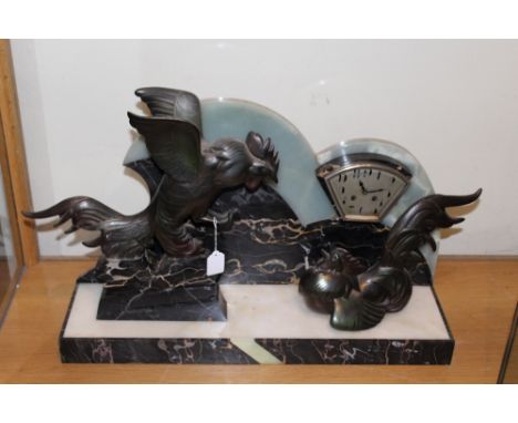 AN EXCEPTIONALLY LARGE 'FIGHTING COCKEREL' ART DECO MANTEL CLOCK , eight day French barrel movement with platform escapement 