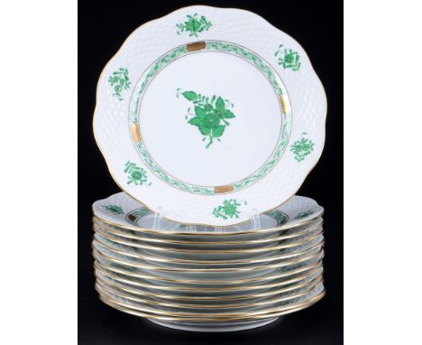 Herend Apponyi Vert 12 Kuchenteller,Porzellan, Ungarn 20. Jahrhundert, blaue Firmenmarke, Dekor AV Apponyi Vert, Modell-Nr. 5