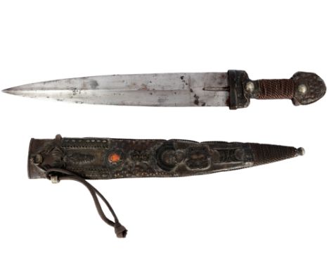 Dolch, Tibet 19. Jahrhundert,Dolch/Kurzschwert verziert, mit Scheide, Tibet 19. Jahrhundert, L 48 cm, Altersspuren