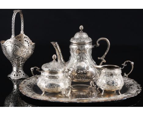800 Silber Kaffeekern auf Tablett,Silber 800/000, gestempelt 800 + Halbmond u. Krone, Dekor reiches Rosenblüten Relief, 1x Ka