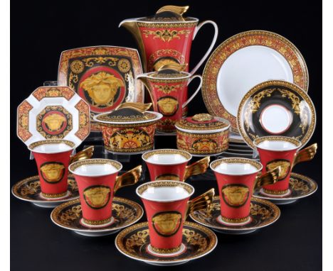 Rosenthal Versace Medusa Kaffeeservice für 6 Personen,24-teiliges Porzellan, schwarz/goldene Firmenmarke, Dekor Medusa, Form 