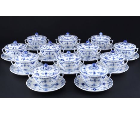 Royal Copenhagen Musselmalet 12 Suppentassen mit Deckel,36-teiliges Porzellan, Dänemark, mit grüner Firmenmarke und blauen We