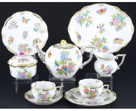 Herend Queen Victoria Tee Dejeuner für 2 Personen,10-teiliges Porzellan, Ungarn 20. Jahrhundert, blaue Firmenmarke, Dekor VBO