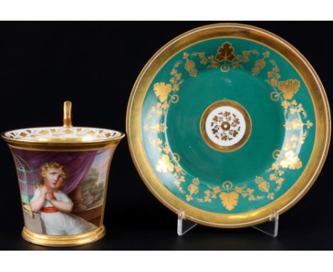 Wiener Biedermeier Tasse mit Portrait eines trauernden Mädchens,Porzellan, Wien um 1830, blaue Bindenschildmarke, Dekor Portr