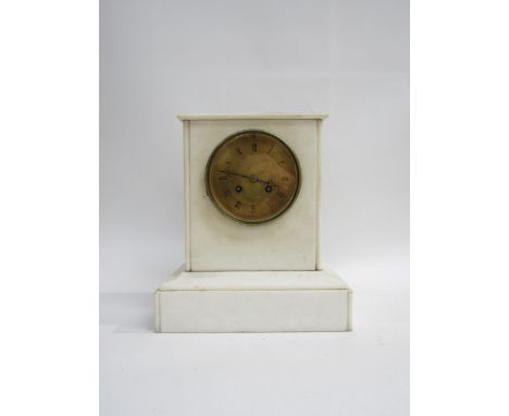 A marble mantel clock inscribed Hatton A Paris to face, with engraved brass dial and Roman numerals, pierced hands. 26.5cm ta