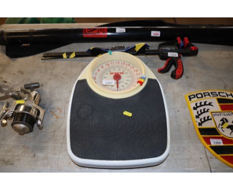 A set of EKS scales