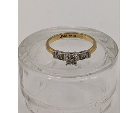 An 18ct gold ring with diamonds 3.7gLocation: 