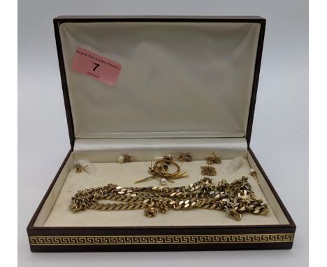 A quantity of yellow metal and gold plated jewellery to include a pair of floral earrings having 9ct gold earring backs, a go