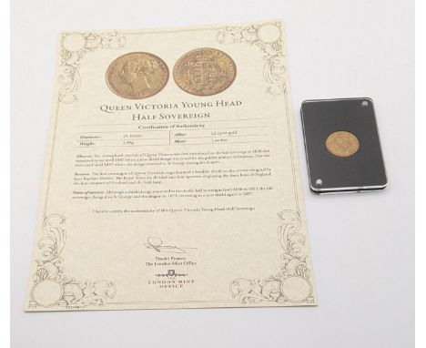 United kingdom Victoria (1837-1901), Half Sovereign, dated 1883, young uncrowned portrait, left, in 'Delux' plastic holder wi