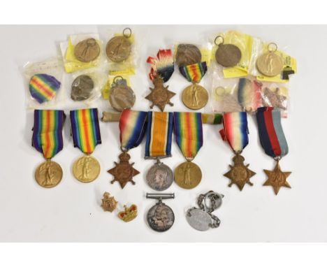 Medals - World War I, a set of three, 1914 - 1915 Star, British War and Victory, awarded o 9711 DVR G Dean R.F.A;  another se