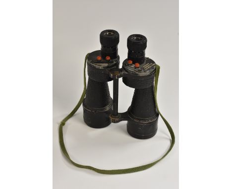 A pair of British World War Two issue black-painted binoculars, Bino 7x50 No. 5, 6E/4466210, No. 87478, MoD.B/42, Ministry of