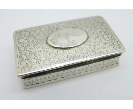 A silver snuff box, Birmingham 1905, width 63mm 