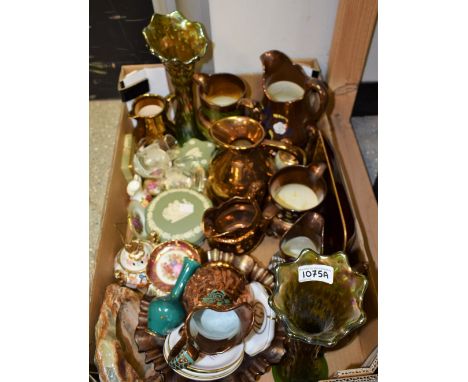 Ceramics and Glass - a pair of early 20th Century glass vases; a carnival glass bowl; Carltonware Rouge Royale tray; Wedgwood