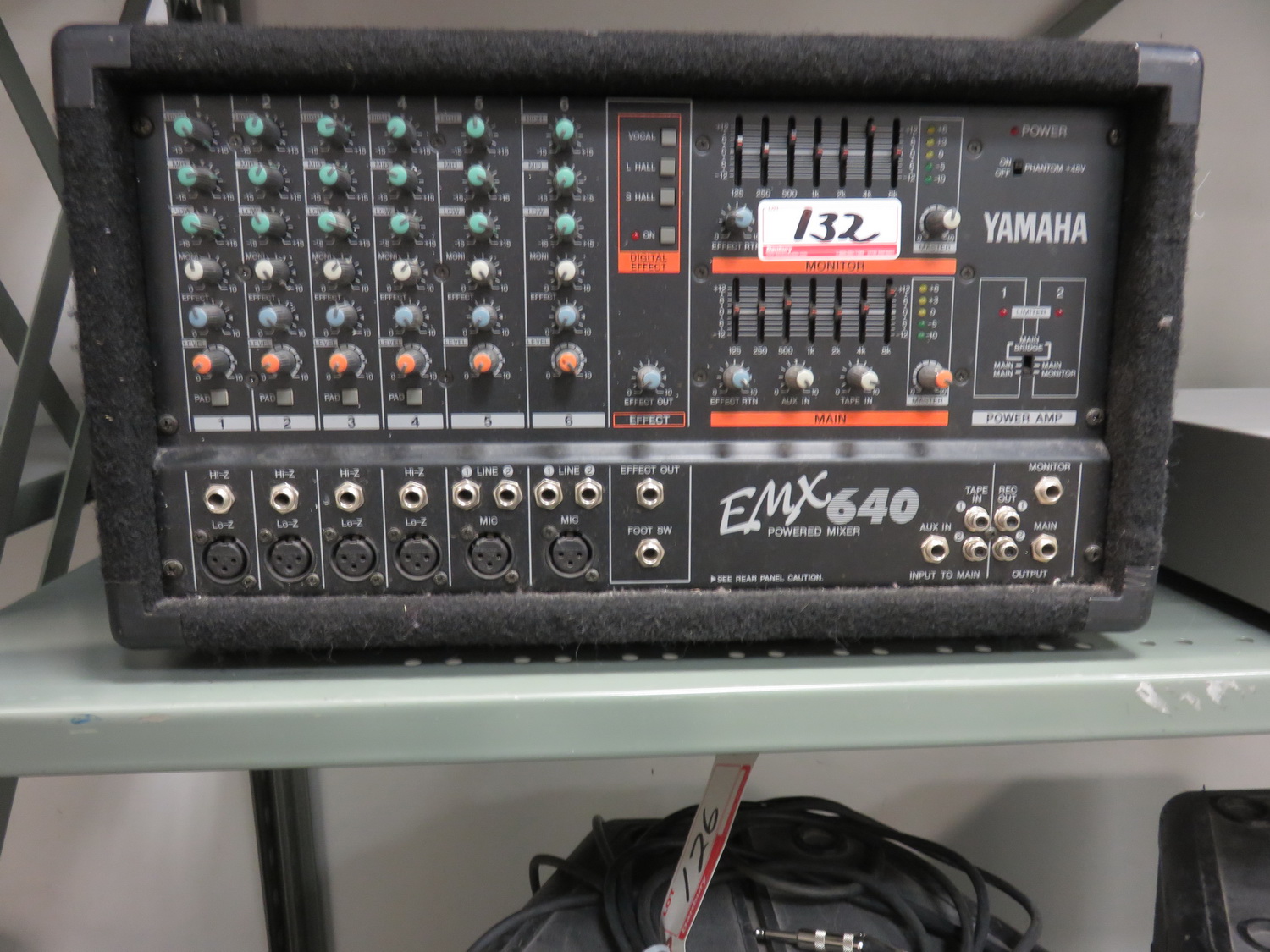 YAMAHA EMX640 POWERED MIXER