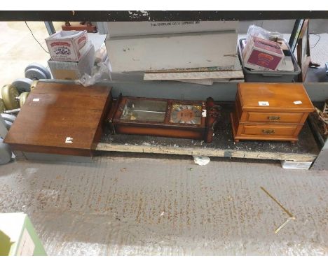 Oak table top desk tidy, wall clock and miniature chest of 2 short drawers