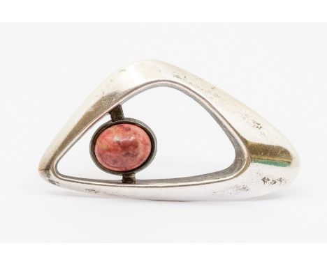 A Norwegian modernish silver stone set brooch by David Anderson, triangular abstract open form set with cabochon thulite, len