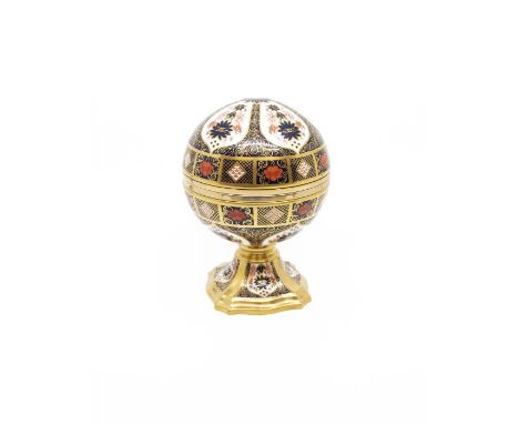 Royal Crown Derby 1128 Imari globe clock with box, first quality