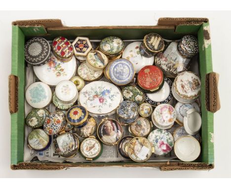 A quantity of ceramic and enamel decorative small boxes including Royal Crown Derby, Royal Worcester, Wedgwood etc