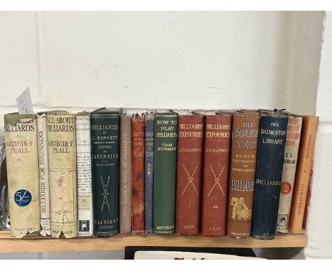 Selection of various Billiards-related vintage Books.
