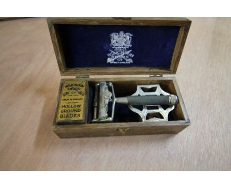 Wilkinson sword razor - boxed