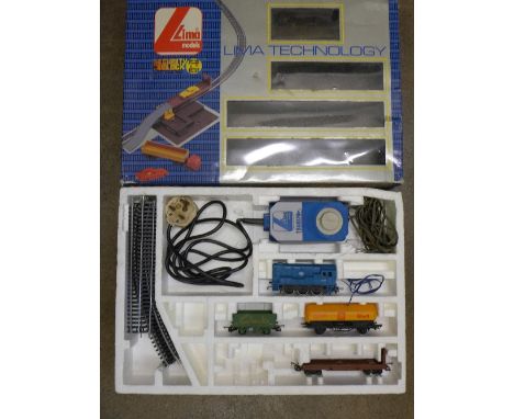 A Lima Train Set, boxed