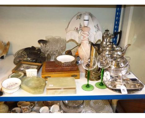 Silver pepperette, Viners four piece tea service, plated trays, cased fish knives and forks, table lamps, wine goblets, onyx,