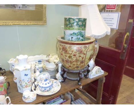 Chinese decorative table lamp, fish bowl and stick stand, together with extensive Aynsley and other china