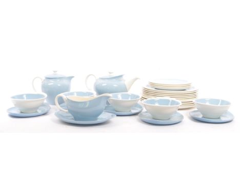 Wedgwood - Summer Sky - An English blue &amp; white pottery dinner / tea service in the Summer Sky colourway.&nbsp; Comprisin