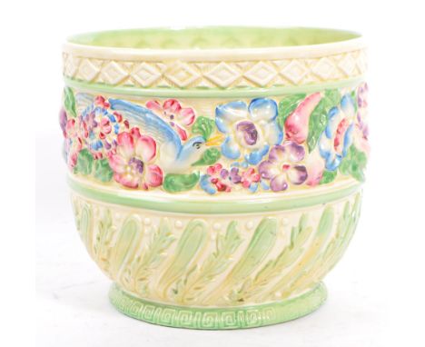 Clarice Cliff - An early 20th century circa 1920s ceramic pottery planter / bowl. Of circular form with hand painted decorati