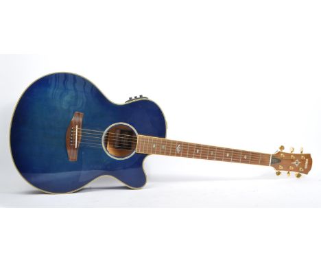 Yamaha - Compass - CPX 900 - A 20th century live acoustic guitar with faux mother of pearl diamond fretboard inlay, gold plat