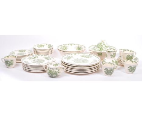 Masons Ironstone china - A vintage 20th century ceramic dinner kitchenware / tea service set in the fruit basket pattern. Com